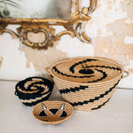 Load image into Gallery viewer, Boutique Vertex Woven Bowls
