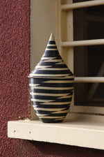 Load image into Gallery viewer, Traditional Grass Peace Basket
